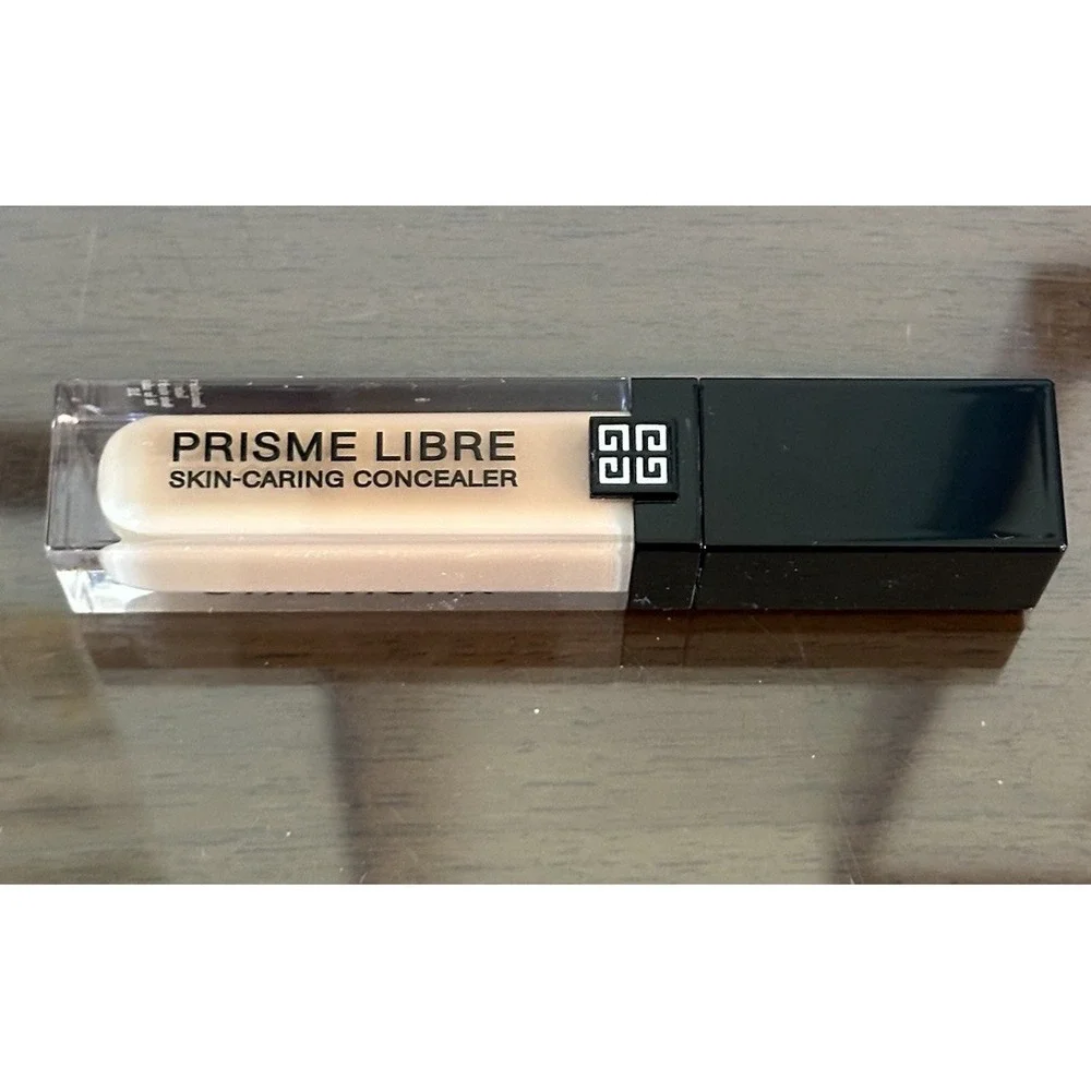 Givenchy prisme libre